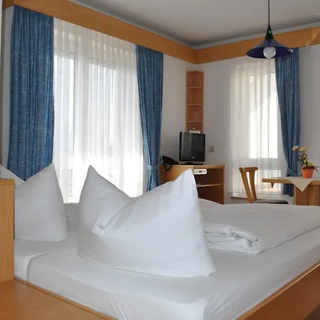 Bed & Breakfast Keller 4*